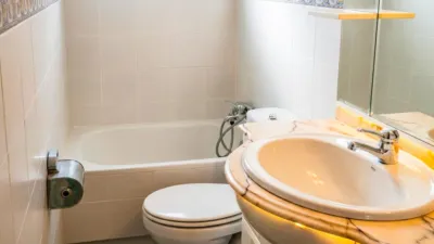 Flat on Calle de Celanova photo 9