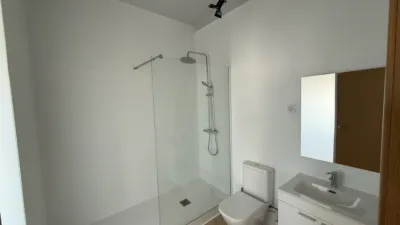 Penthouse on Calle de Miguel Yuste photo 16
