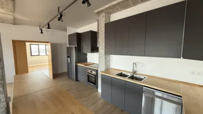Penthouse on Calle de Miguel Yuste photo 17