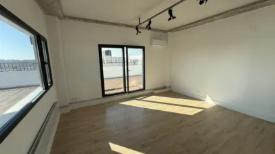 Penthouse on Calle de Miguel Yuste photo 6