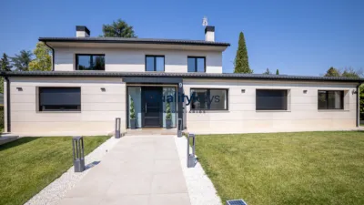 Detached House in Monte Claro photo 38