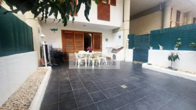 Duplex on Avenida 8 de Marzo photo 16
