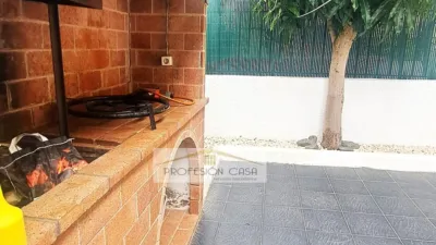 Duplex on Avenida 8 de Marzo photo 15