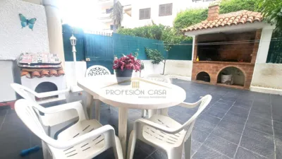 Duplex on Avenida 8 de Marzo photo 12