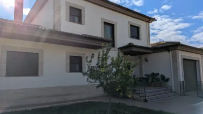 Chalet on Calle Capricho photo 3