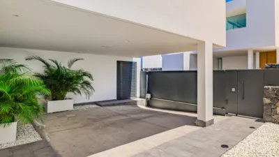 Chalet unifamiliar en venta en Pasaje Valito Sau, Número 15, Callao Salvaje-Playa Paraíso-Armeñime (Adeje) de 1.595.000 €