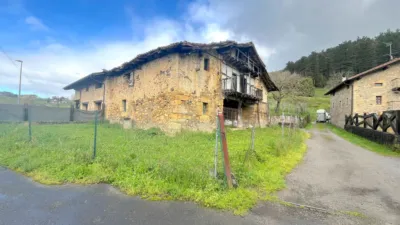 Semi-detached house in Amorebieta photo 9