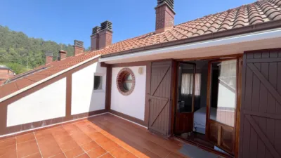 Duplex on Ganguren Street photo 4