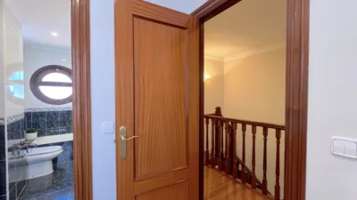 Duplex on Ganguren Street photo 24