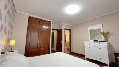 Duplex on Ganguren Street photo 34