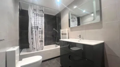 Apartment on Avenida de Sabino Arana photo 17