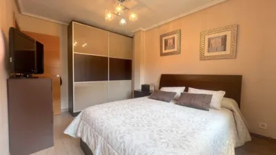 Apartment on Avenida de Sabino Arana photo 9