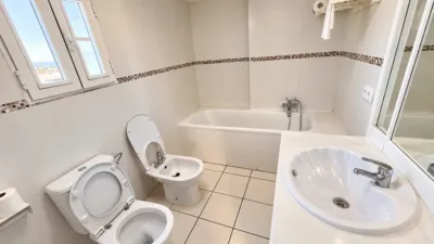 Apartment in Manlleu photo 13