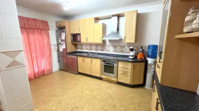 Semi-detached house in Calle Villamartin, 19 photo 9
