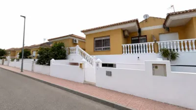 Semi-detached house in Calle Villamartin, 19 photo 2