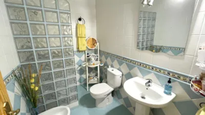 Semi-detached house in Calle Villamartin, 19 photo 12