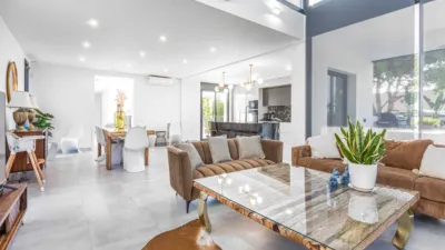 Casa en venta en Carrer dels Horts, 8, Castelló d'Empúries de 969.000 €
