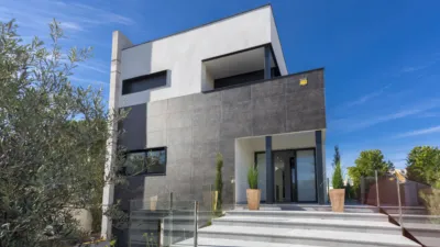 Casa en venta en Carrer dels Horts, 8, Castelló d'Empúries de 969.000 €