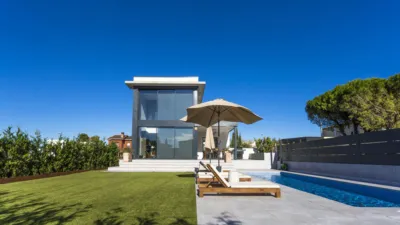 Casa en venta en Carrer dels Horts, 8, Castelló d'Empúries de 969.000 €