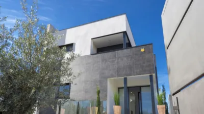 Casa en venta en Carrer dels Horts, 8, Castelló d'Empúries de 969.000 €