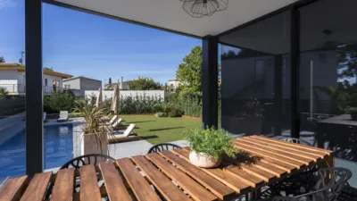 Casa en venta en Carrer dels Horts, 8, Castelló d'Empúries de 969.000 €