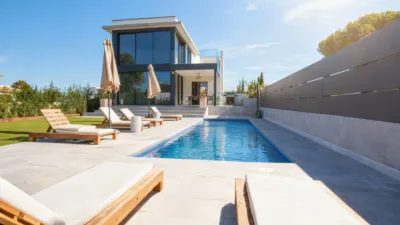 Casa en venta en Carrer dels Horts, 8, Castelló d'Empúries de 969.000 €