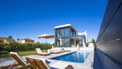 Casa en venta en Carrer dels Horts, 8, Castelló d'Empúries de 969.000 €