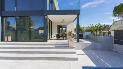 Casa en venta en Carrer dels Horts, 8, Castelló d'Empúries de 969.000 €