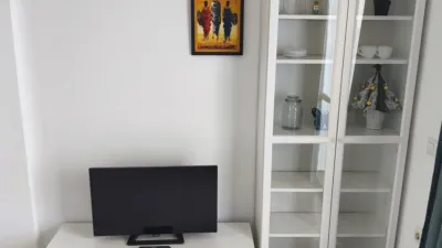 Piso en alquiler en Avenida de Carvajal, Las Gaviotas-Carvajal (Fuengirola) de 1.100 €<span>/mes</span>