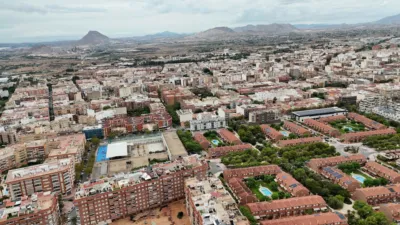 Piso en Carrer Riu Algar photo 40