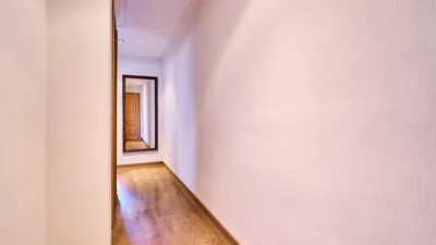 Piso en Carrer Riu Algar photo 2
