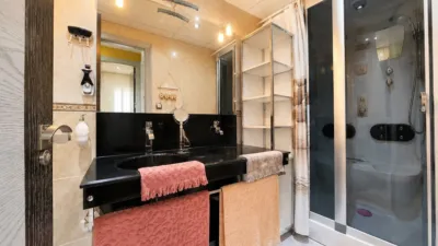 Apartment on Passeig de Pau Casals photo 2