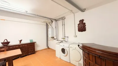 Semi-detached house on Carrer de Joaquim Mir photo 50