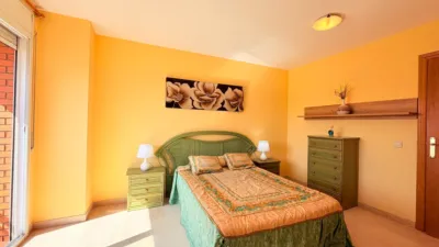 Semi-detached house on Carrer de Joaquim Mir photo 31