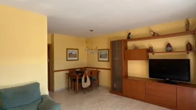 Semi-detached house on Carrer de Joaquim Mir photo 14