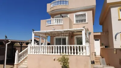 Chalet on Avenida Sol Naciente photo 2