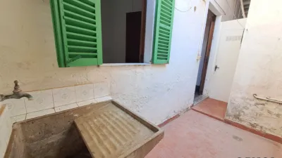 Flat on Carrer de Ferro photo 23