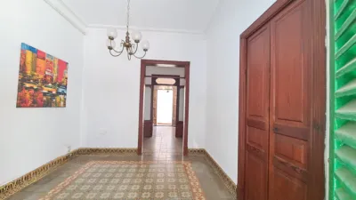 Flat on Carrer de Ferro photo 2