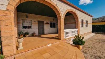 House in Urbanización Llano de las Encinas photo 2