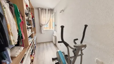 Flat in Plaça del Roc Blanc photo 19