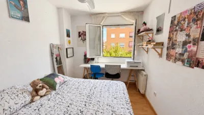 Flat in Plaça del Roc Blanc photo 16