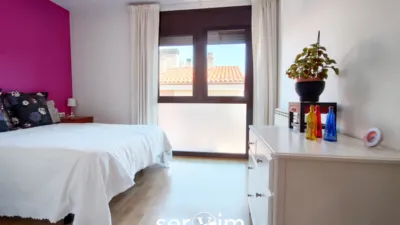 Piso en Carrer Santiago photo 24