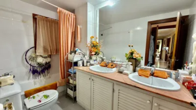 Apartment on Carrer de Lleida photo 13