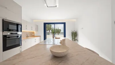 Chalet unifamiliar en Carrer Marbella photo 13
