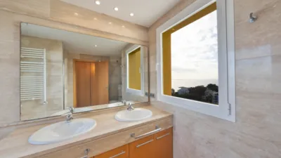 Penthouse at Carrer de l'Arxiduc, 7 photo 12