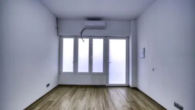 Apartment in Centre photo 14