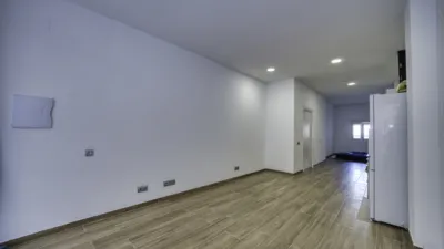 Apartment in Centre photo 2