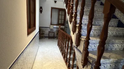 Flat on Calle de la Corredera photo 3