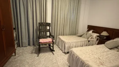 Flat on Calle de la Corredera photo 10