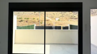 Casa – Cox - Més